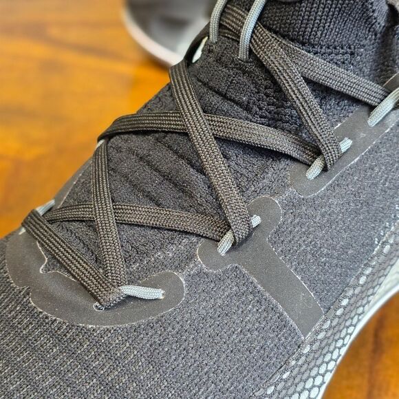 Under Armour UA Stephen Curry 6 Team Black Gold Metallic HOVR Size 10 Warriors - Picture 12 of 16